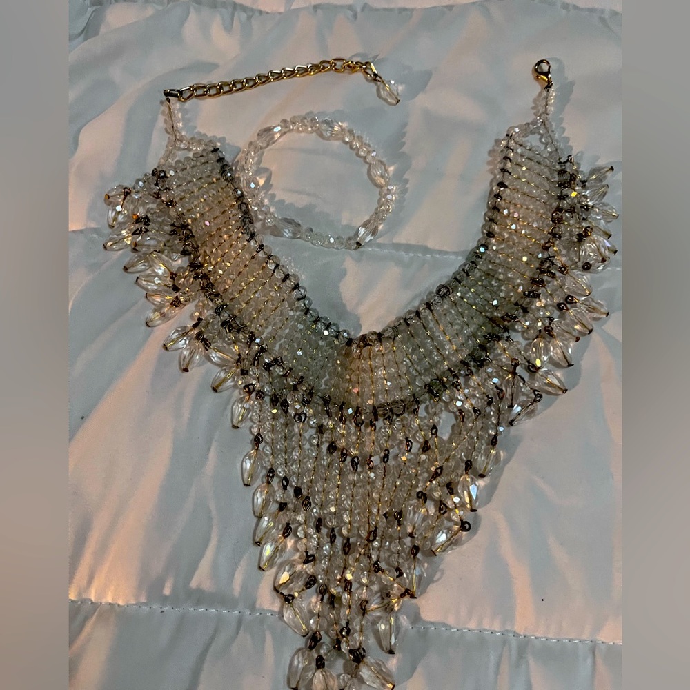 White and Silver set